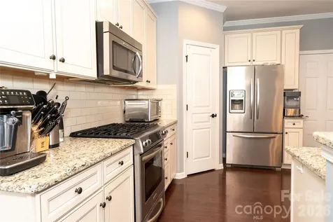 1839 Royal Gorge Avenue Charlotte NC 28210