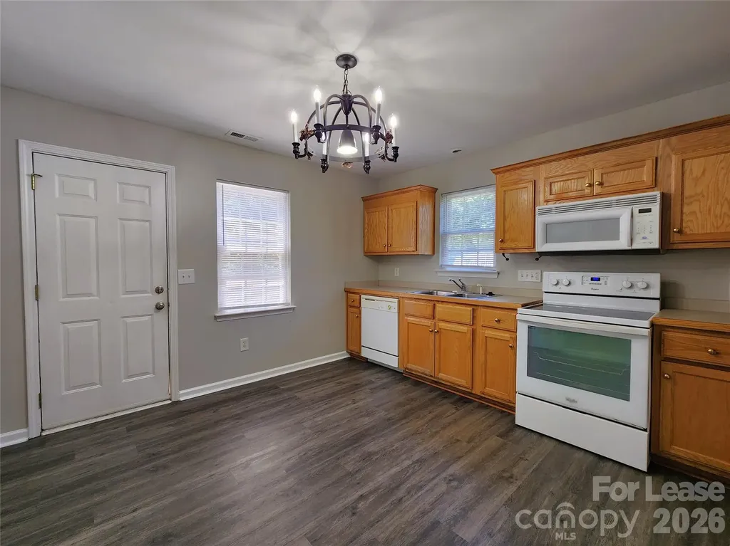 2506 S Ridge Avenue Kannapolis NC 28083
