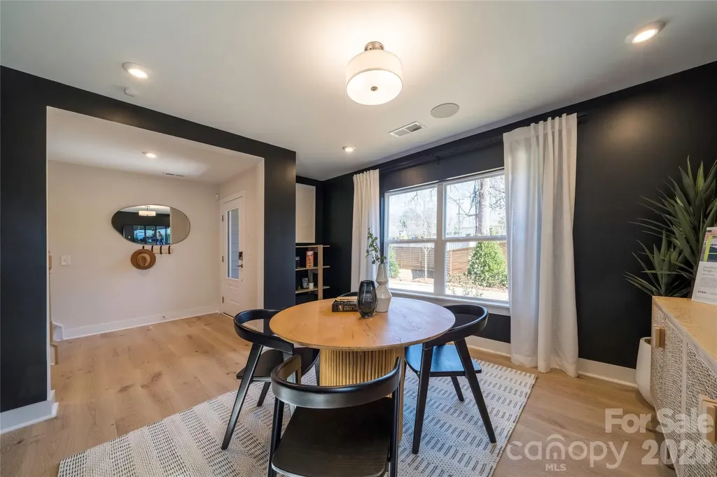 1515 Levy Way Charlotte NC 28205