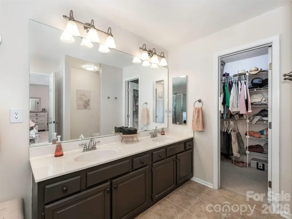 12401 Bentcreek Lane Matthews NC 28105