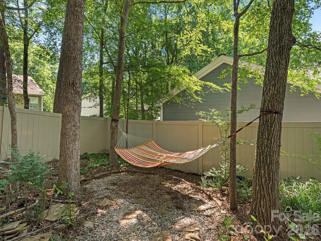12401 Bentcreek Lane Matthews NC 28105