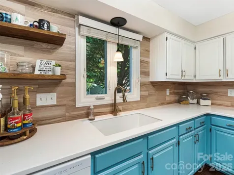 12401 Bentcreek Lane Matthews NC 28105