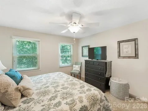 12401 Bentcreek Lane Matthews NC 28105