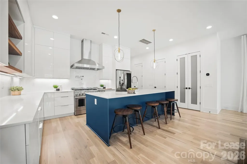 4701 Walden Court Charlotte NC 28210