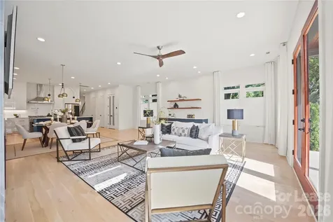 4701 Walden Court Charlotte NC 28210