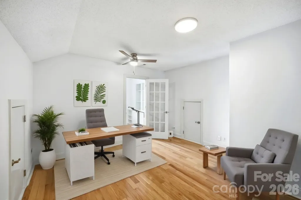 9310 Lindahi Lane Charlotte NC 28277