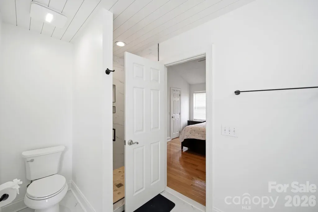 9310 Lindahi Lane Charlotte NC 28277