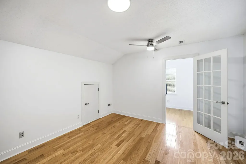9310 Lindahi Lane Charlotte NC 28277