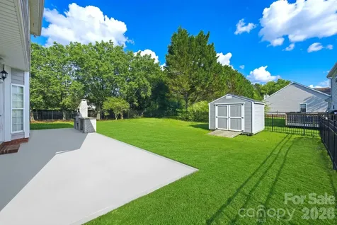9310 Lindahi Lane Charlotte NC 28277