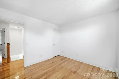 9310 Lindahi Lane Charlotte NC 28277