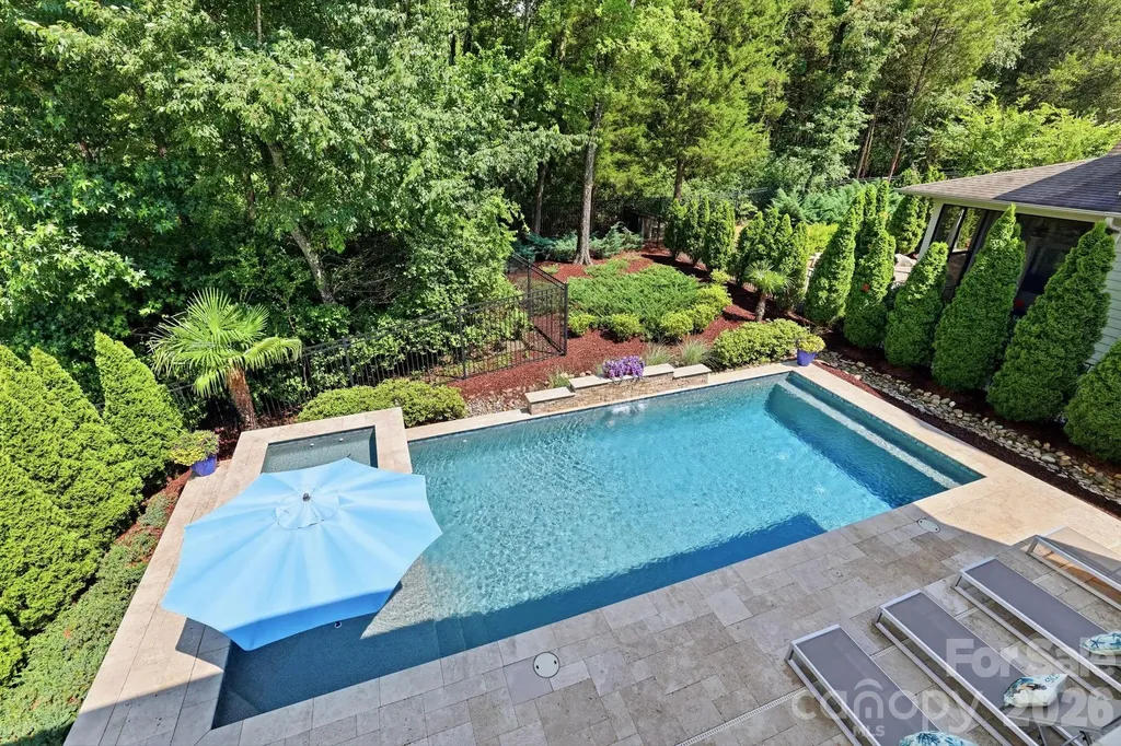 7803 Waverly Walk Avenue Charlotte NC 28277