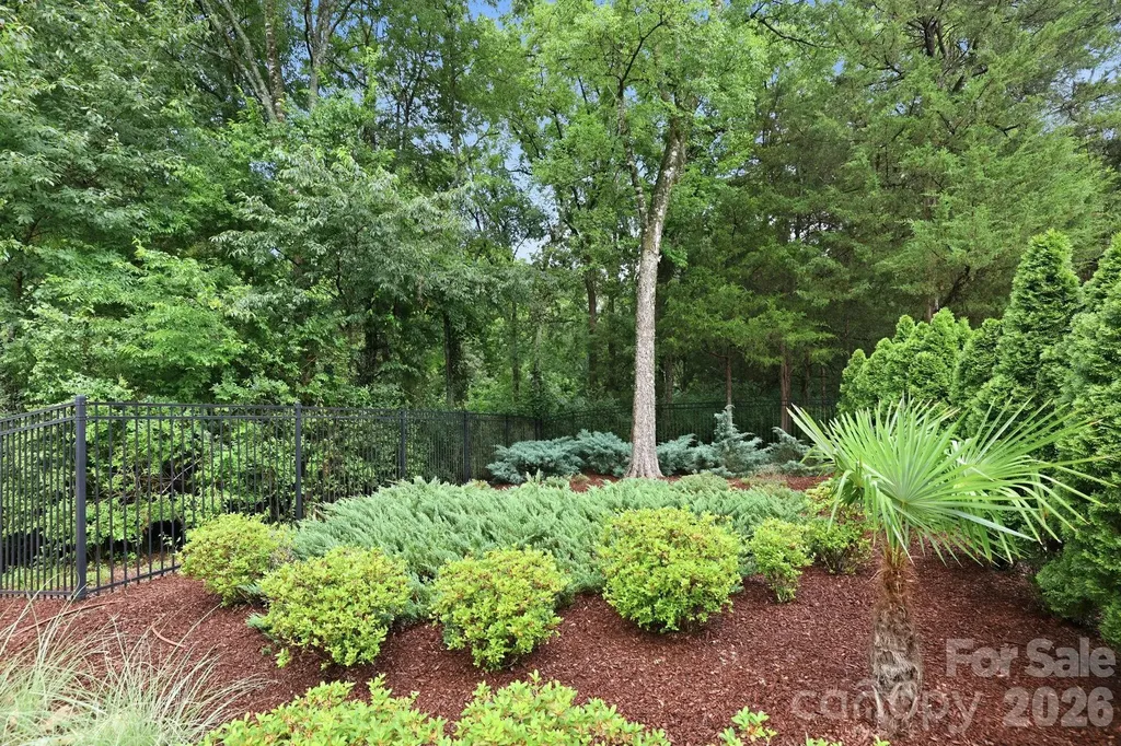 7803 Waverly Walk Avenue Charlotte NC 28277
