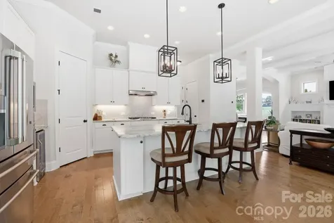 7803 Waverly Walk Avenue Charlotte NC 28277