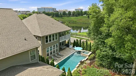 7803 Waverly Walk Avenue Charlotte NC 28277