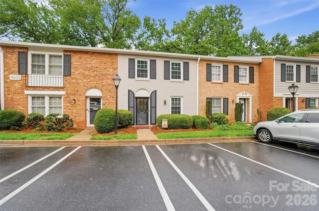 Charlotte NC, 4605 Hedgemore Drive, Unit B