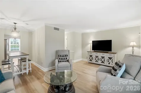 4605 Hedgemore Drive Charlotte NC 28209