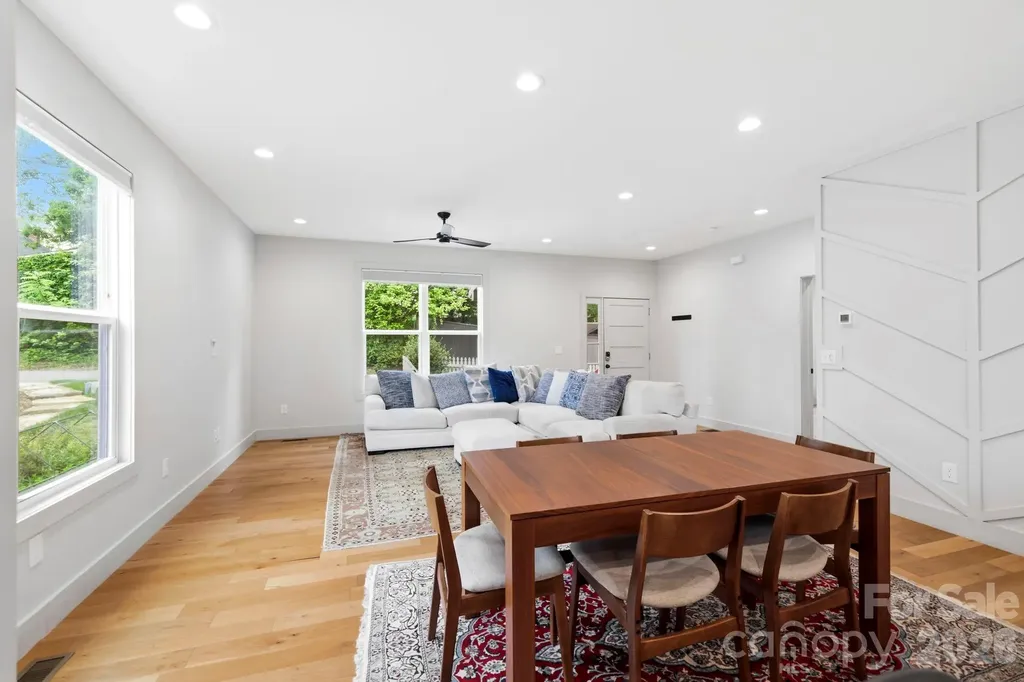 31 Lilac Street Asheville NC 28806