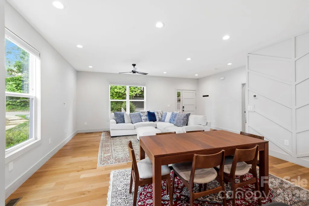31 Lilac Street Asheville NC 28806