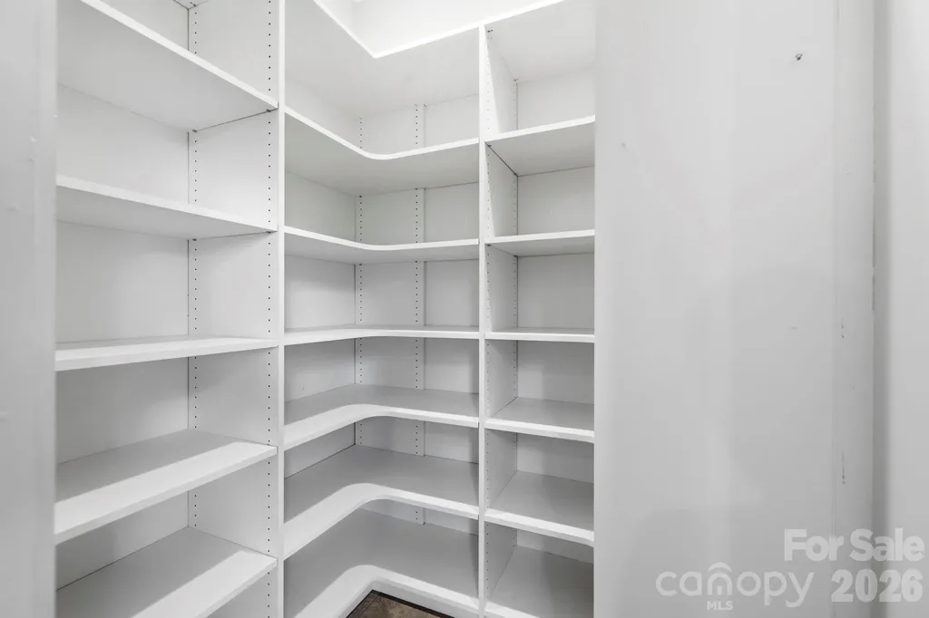 31 Lilac Street Asheville NC 28806