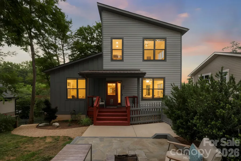 31 Lilac Street Asheville NC 28806