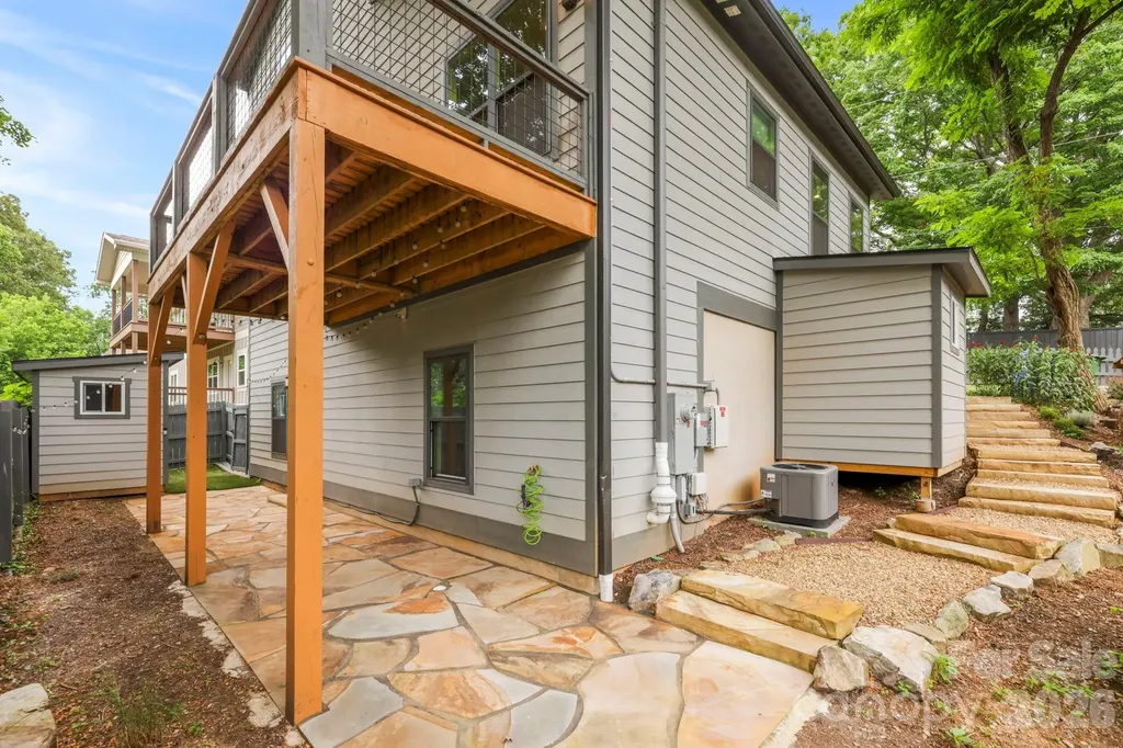 31 Lilac Street Asheville NC 28806