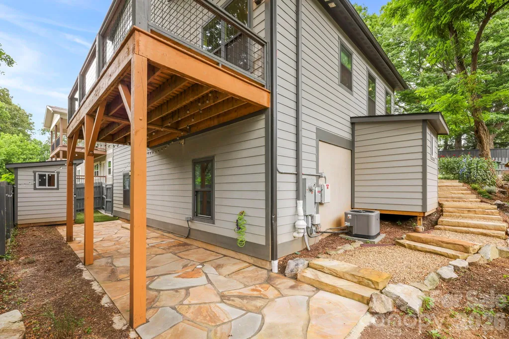 31 Lilac Street Asheville NC 28806