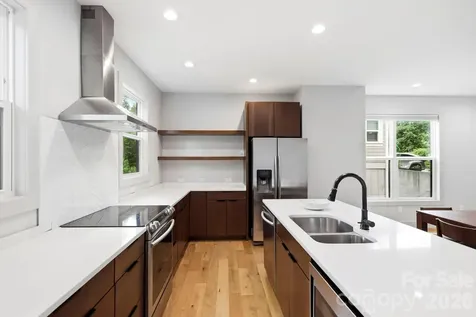 31 Lilac Street Asheville NC 28806