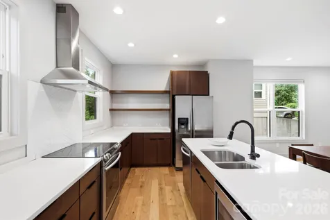 31 Lilac Street Asheville NC 28806