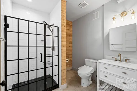 31 Lilac Street Asheville NC 28806
