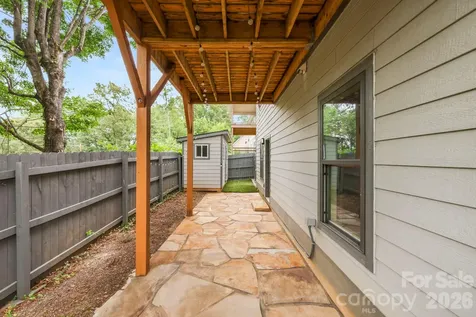 31 Lilac Street Asheville NC 28806