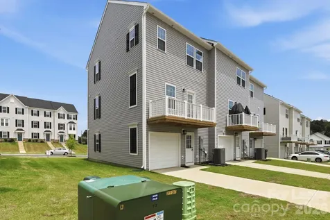 2129 Primm Farms Drive Charlotte NC 28216