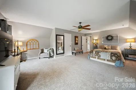 98 Garden Lane Canton NC 28716