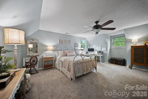 98 Garden Lane Canton NC 28716