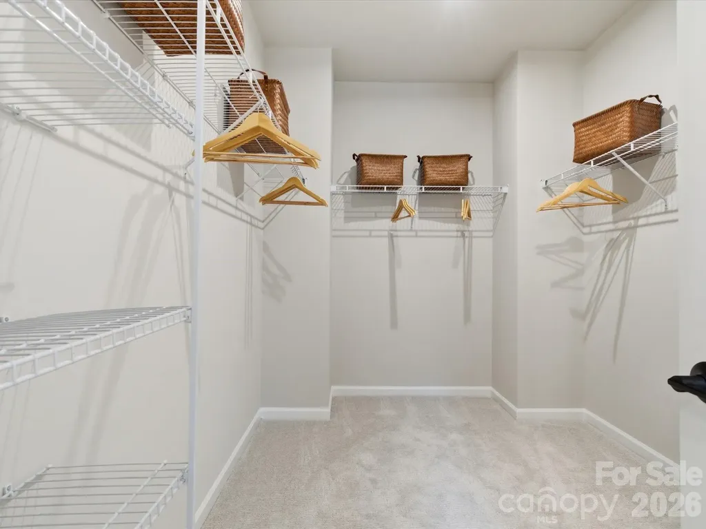 8312 Discovery Lane Charlotte NC 28216