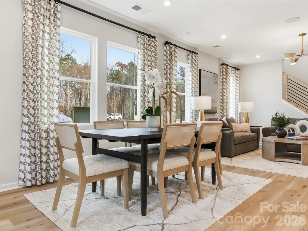 8312 Discovery Lane Charlotte NC 28216