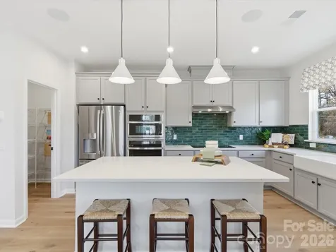 8312 Discovery Lane Charlotte NC 28216