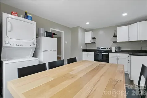 154 Burrell Avenue Brevard NC 28712
