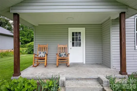 154 Burrell Avenue Brevard NC 28712