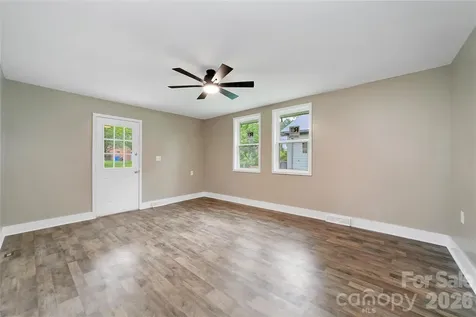 154 Burrell Avenue Brevard NC 28712