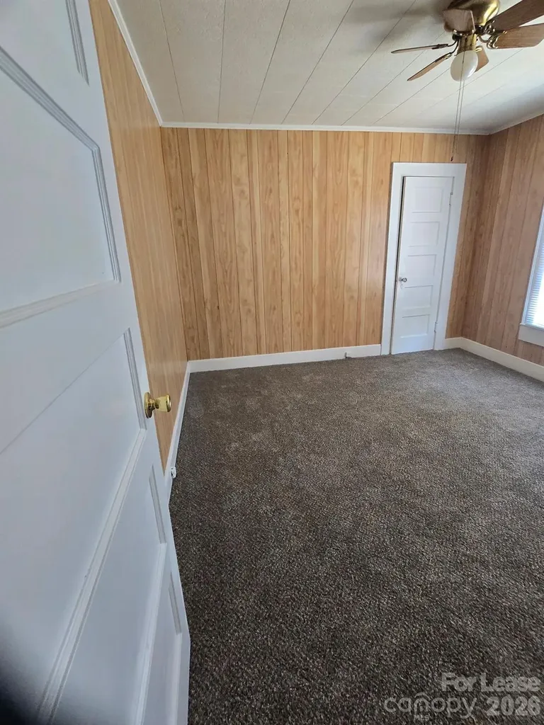 612 Oakshade Avenue Kannapolis NC 28083