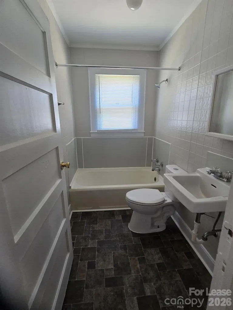 612 Oakshade Avenue Kannapolis NC 28083