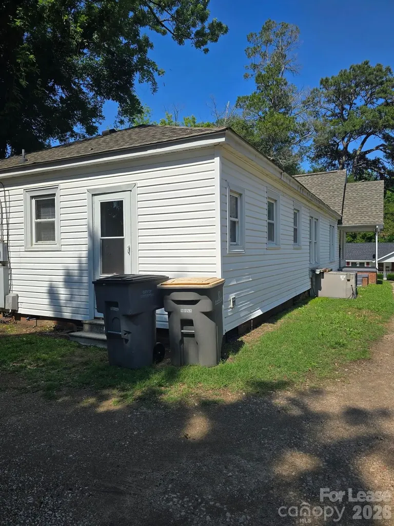 612 Oakshade Avenue Kannapolis NC 28083