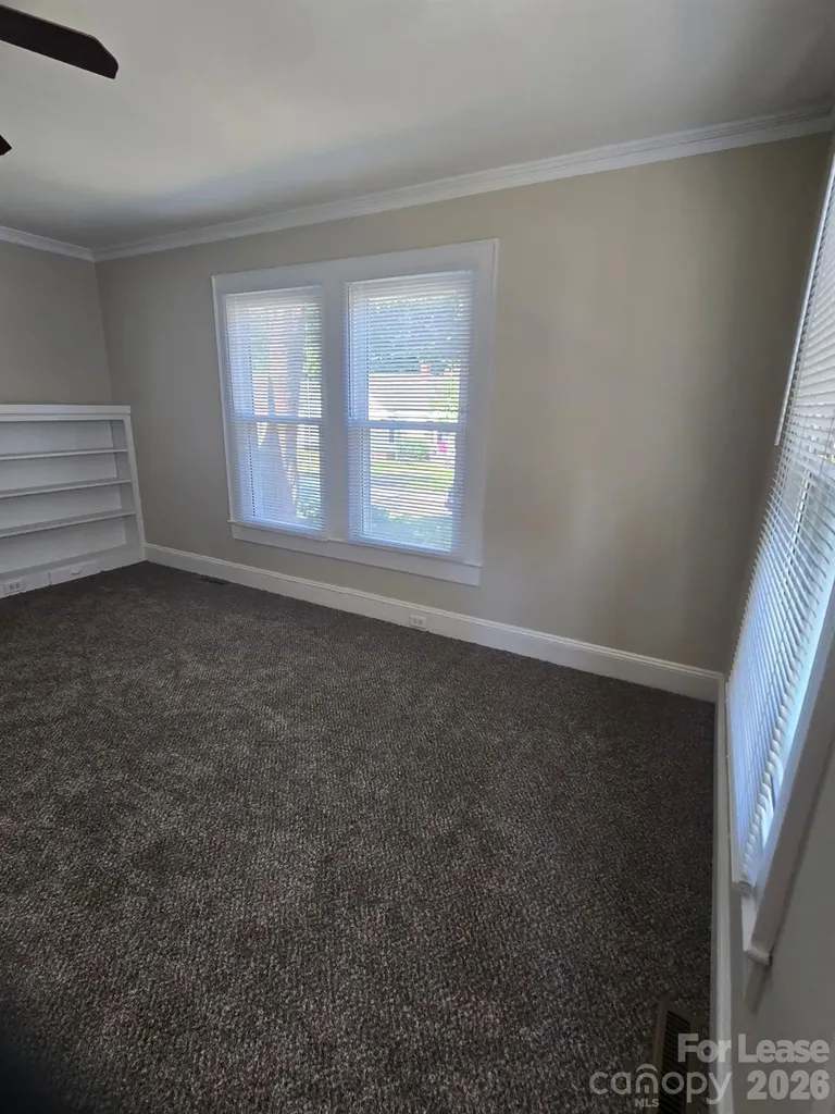 612 Oakshade Avenue Kannapolis NC 28083