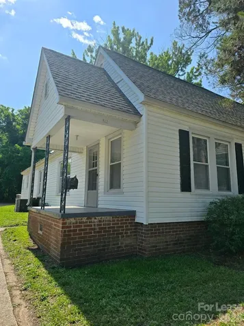 612 Oakshade Avenue Kannapolis NC 28083