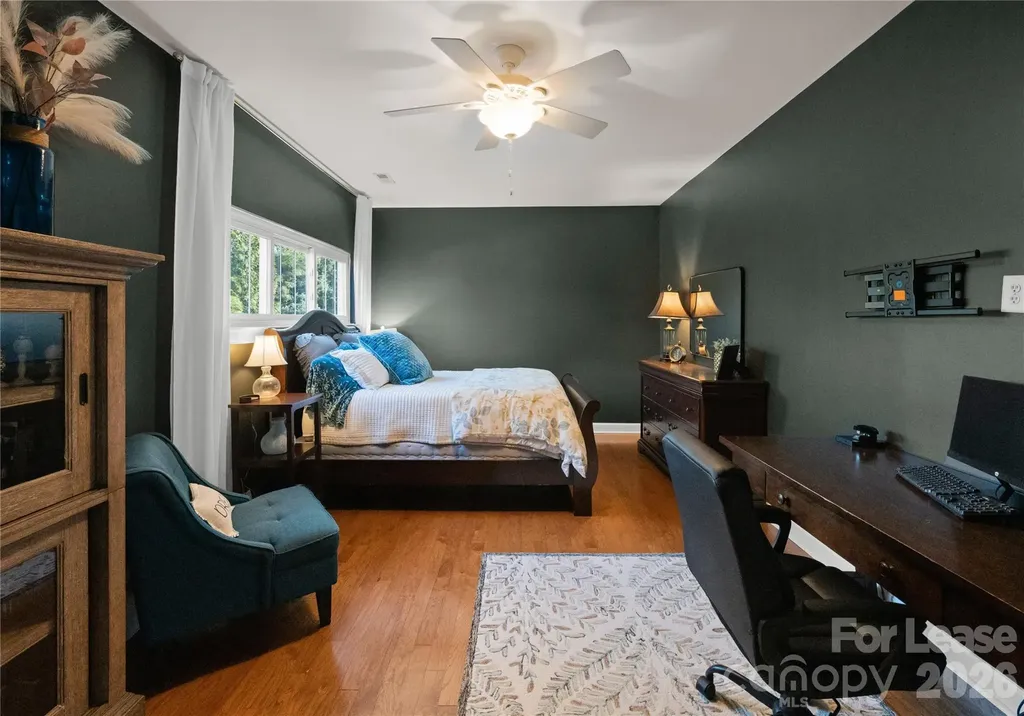 18047 Northport Drive Cornelius NC 28031