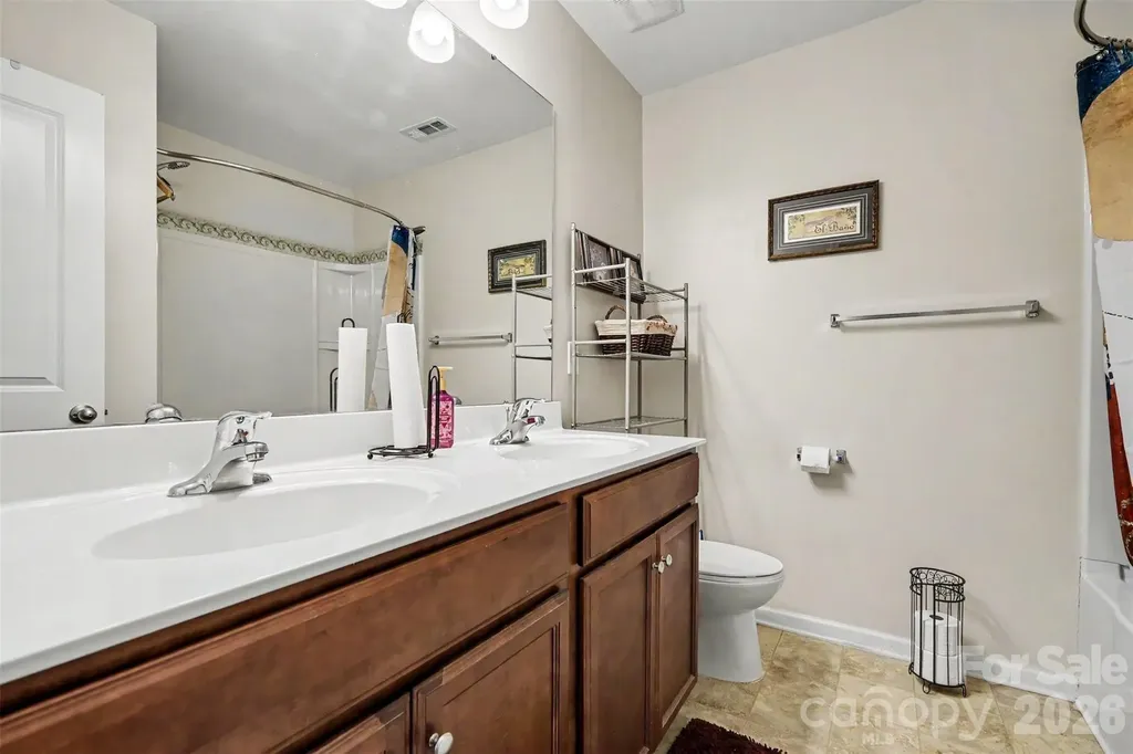 7012 Palatine Lane Charlotte NC 28214