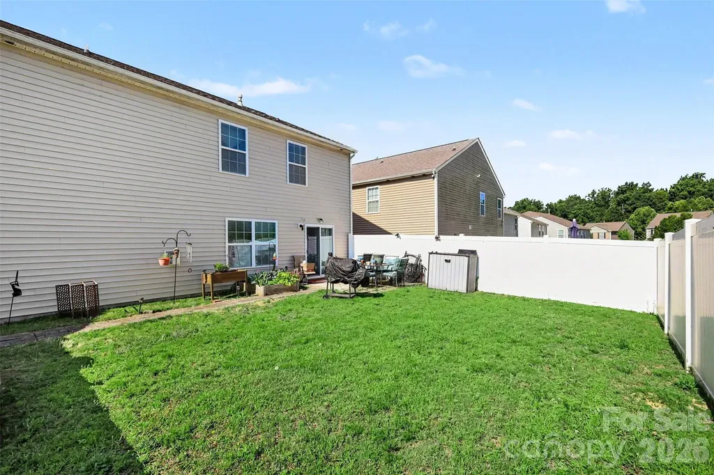 7012 Palatine Lane Charlotte NC 28214