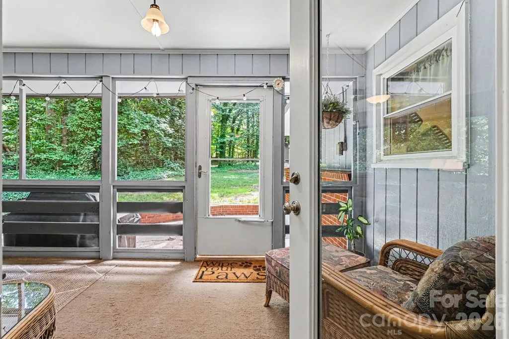 4359 Lake Shore Road N Denver NC 28037