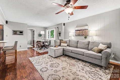 4359 Lake Shore Road N Denver NC 28037