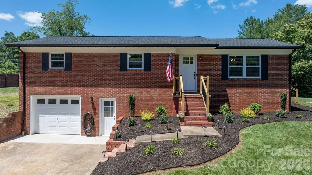 55 Hillsdale Lane Taylorsville NC 28681
